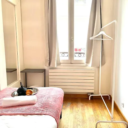 Cosy Appartment In The Marais District-3