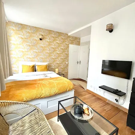 Cosy Appartment In The Marais District-3