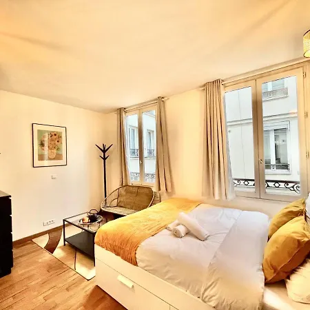 Cosy Appartment In The Marais District-2